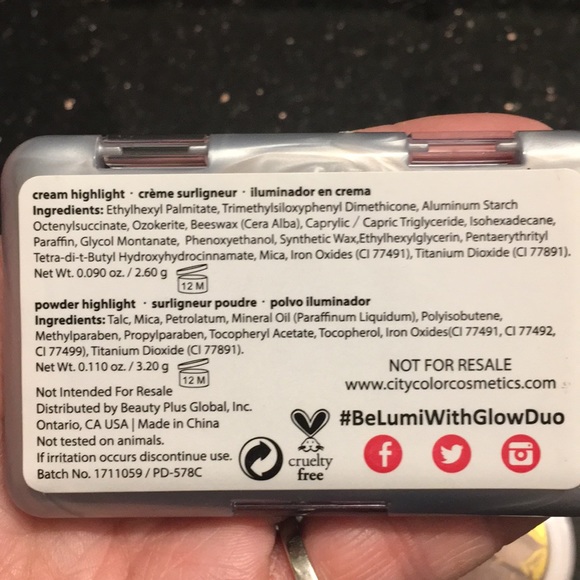 Misc makeup - Picture 3 of 8